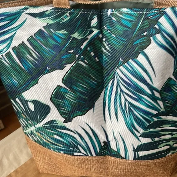 Foliage Tote Bag - Picture 6 of 13